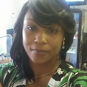 Meet your Posher, Thomasene